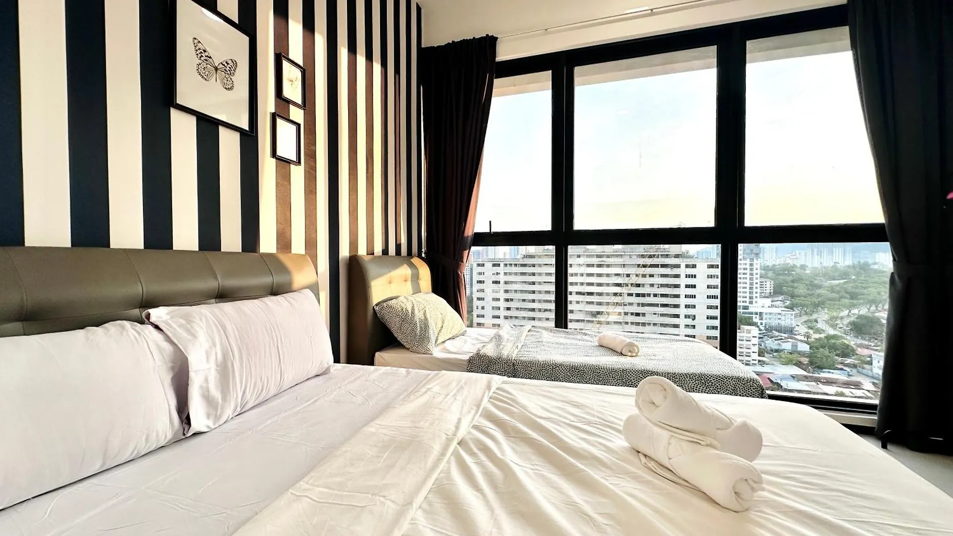 New 2Br Or 3Br Homey Getaway Stay 7 To 10 Pax At Urban Suites, Georgetown By Urban Staycation Lod Jelutong