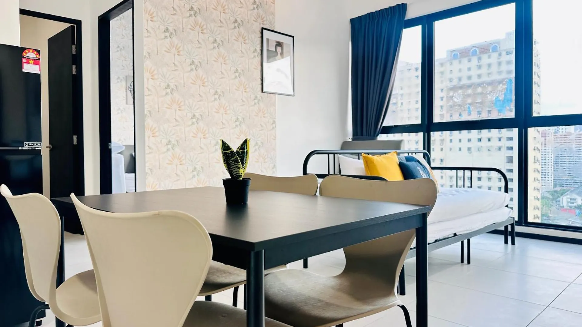 New 2Br Or 3Br Homey Getaway Stay 7 To 10 Pax At Urban Suites, Georgetown By Urban Staycation Lod Jelutong 0*,