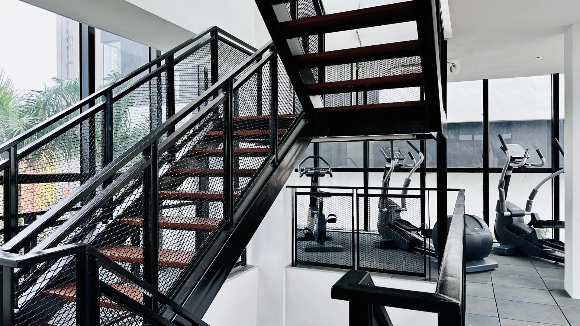 New 2Br Or 3Br Homey Getaway Stay 7 To 10 Pax At Urban Suites, Georgetown By Urban Staycation Lod Jelutong Apartment