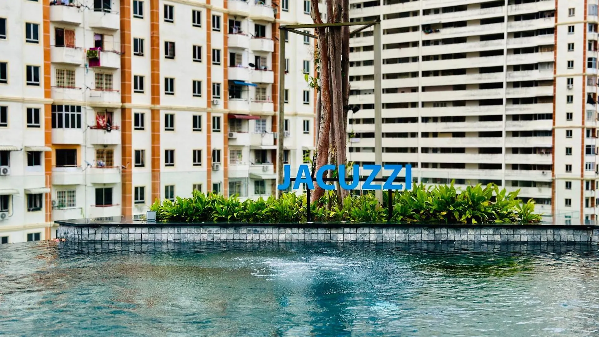 New 2Br Or 3Br Homey Getaway Stay 7 To 10 Pax At Urban Suites, Georgetown By Urban Staycation Lod Jelutong 0*,  Malaysia