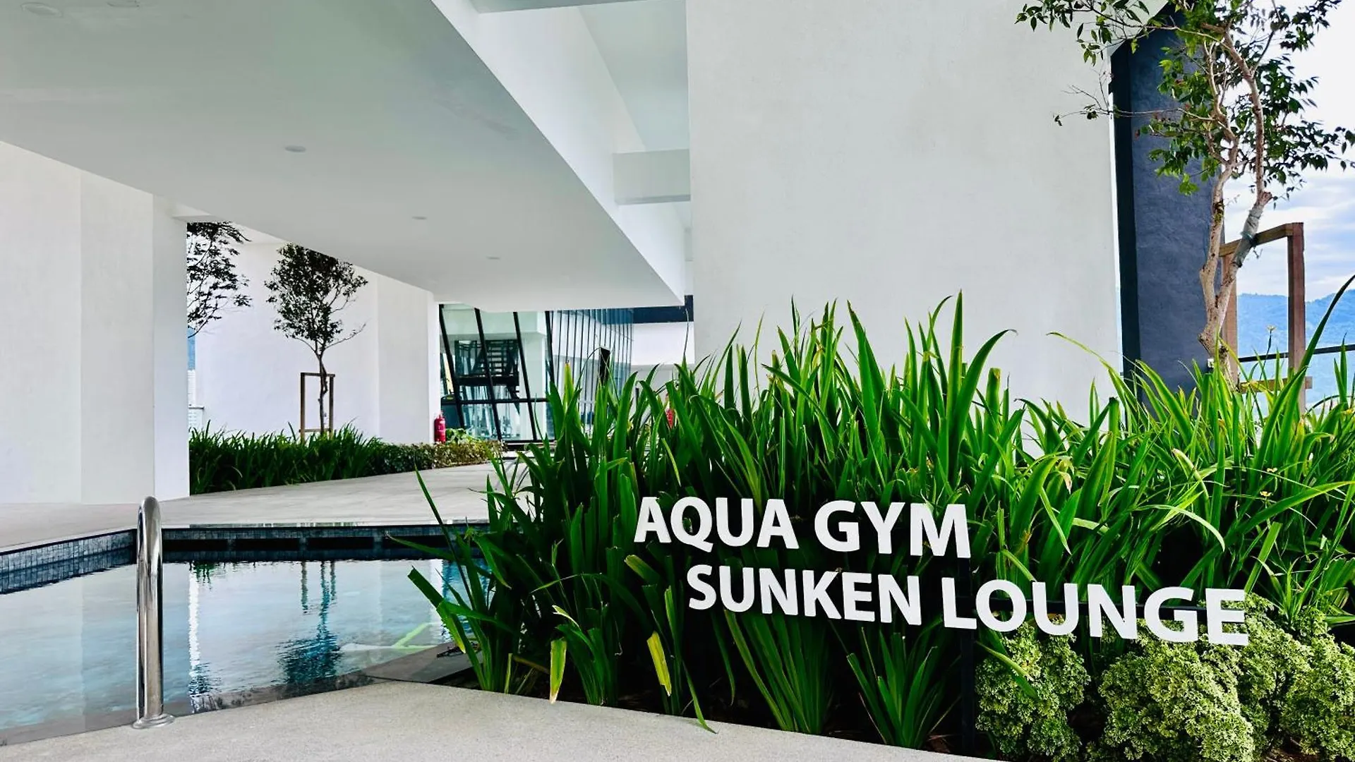New 2Br Or 3Br Homey Getaway Stay 7 To 10 Pax At Urban Suites, Georgetown By Urban Staycation Lod Jelutong Apartment