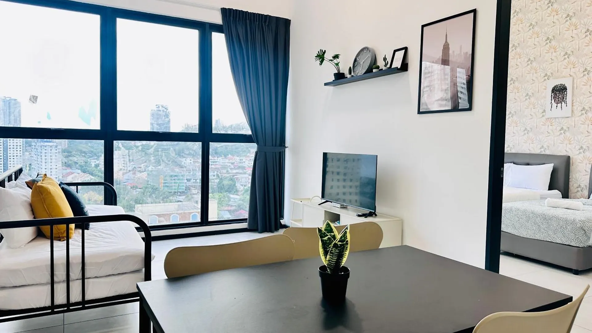 New 2Br Or 3Br Homey Getaway Stay 7 To 10 Pax At Urban Suites, Georgetown By Urban Staycation Lod Jelutong