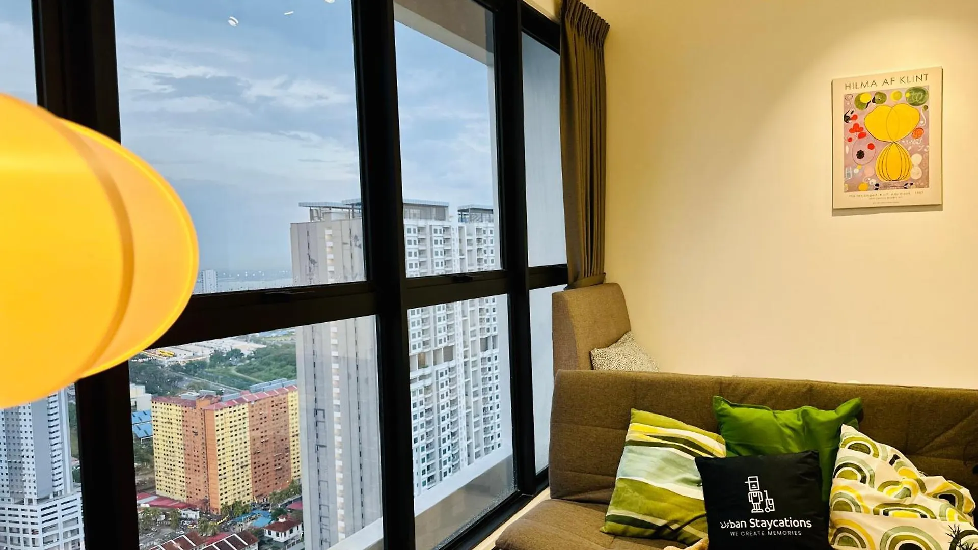 Apartment New 2Br Or 3Br Homey Getaway Stay 7 To 10 Pax At Urban Suites, Georgetown By Urban Staycation Lod Jelutong Malaysia